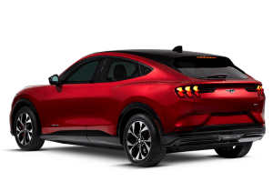 Ford Mustang Mach E noleggio lungo termine aziende e partite iva