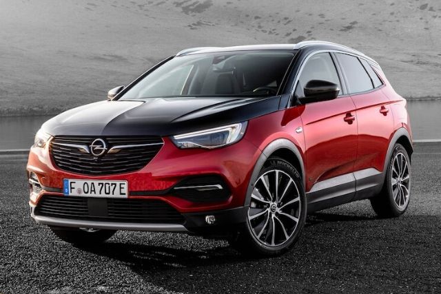 Opel Grandland X Hybrid4