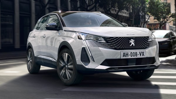 Peugeot 3008 Restyling - nuove auto 2021