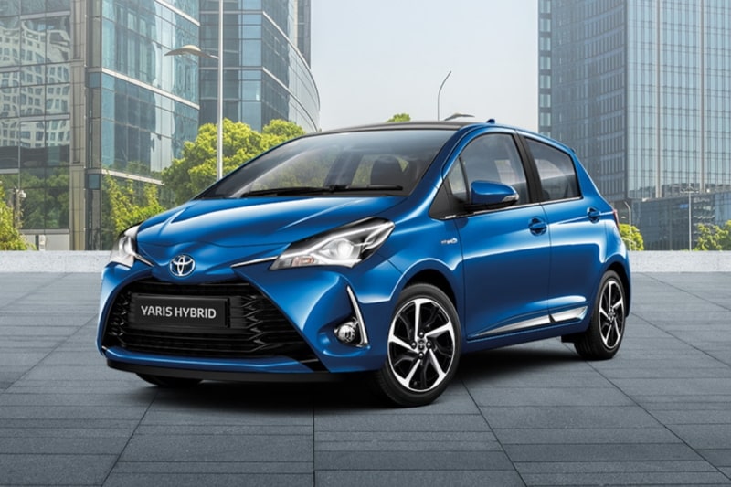 Toyota Yaris Hybrid noleggio a lungo termine