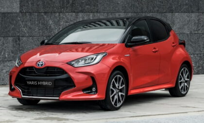 Toyota-Yaris-ibrida-migliori-auto-ibride-economiche-2022