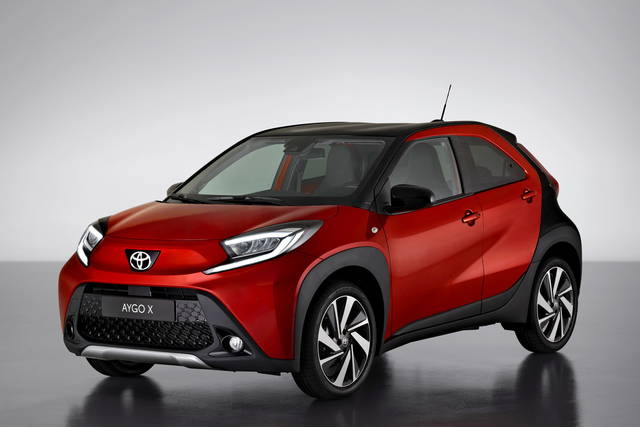 nuove-auto-2022-toyota-aygo-x